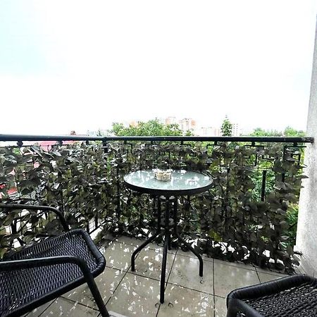 Large Apartment !!!Ciuflea Str. キシナウ エクステリア 写真